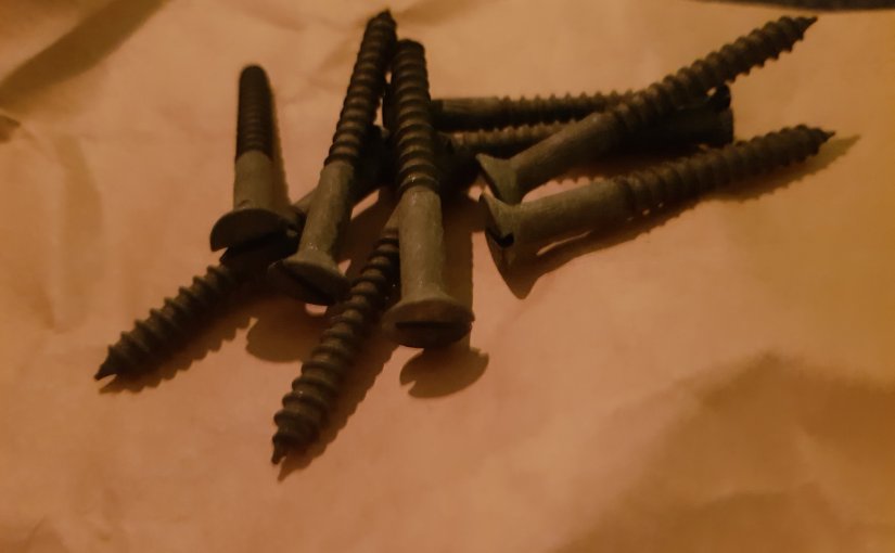 En rostig relation som börjar med&nbsp;kirskål.